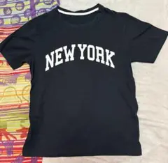 ブラックTシャツ