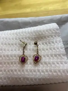 パープルハートピアス