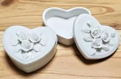 薔薇付き蓋物　小物入れ　2個セット　チャイナペインティング　ポーセラーツ