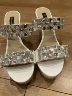 Item thumbnail for item 90dba24d-0d27-4268-8d8e-c463848b5047