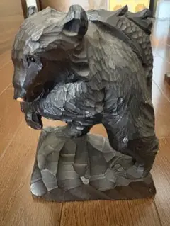 熊の置物　木製　小型