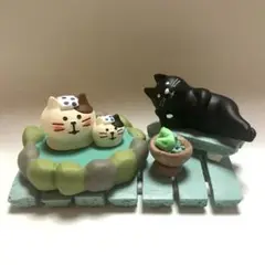 コンコンブル　温泉親子猫　等