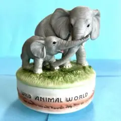 野生の王国「ゾウの親子」フィギュアのオルゴール(曲名：あの日に帰りたい)