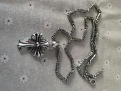 CHROME HEARTS シルバー クロス型ペンダント ネックレス