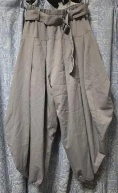 axes femme サルエル風 ボリュームパンツ ベージュ