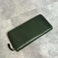 オカチ　OKACHI ダークグリーン レザー 長財布