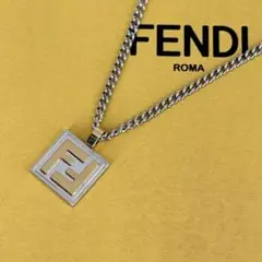 【最安値　値下げ❌】　FENDI バゲット ネックレス　目黒蓮さん着用モデル FENDI バケットネックレス目黒蓮さん着用