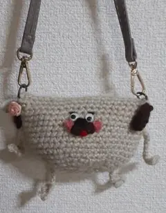 パグ　ポシェット　キッズ　ショルダーバッグ　編み物　毛糸　ハンドメイド