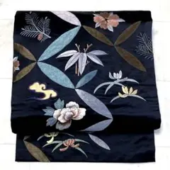 綸子に花草模様刺繍 名古屋帯