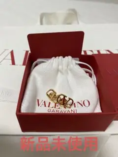 valentino ピアス vロゴ 新品未使用