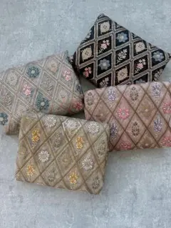 インド刺繍生地　チュール地