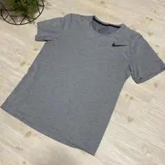 【美品】ナイキ NIKE 半袖 機能Tシャツ DRI-FIT レジェンド M