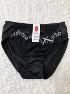 新品　Mode Marie　ショーツ　M　ブラック