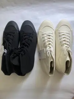 新品 旧UNIQLO U キャンパスハイカットスニーカー 2足セット　28㎝