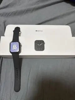 Apple Watch 5ブラック 本体 充電ケーブル付き