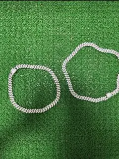 Item thumbnail for item 94393202-5d9a-4bd8-8401-235ea48001b1