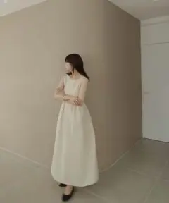 美品　エルム　リネン混じりロングワンピース　バックリボン