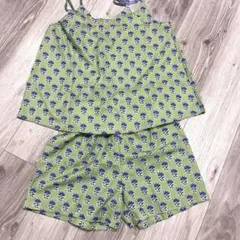 花柄キャミソールとショートパンツセット