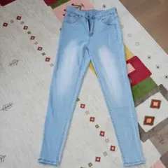 【美品】ライトブルースキニーパンツ XSサイズ