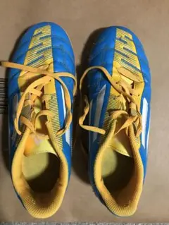 サッカー トレーニングシューズ 22センチ