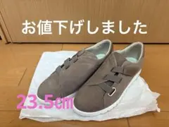 AKAKURA スニーカー