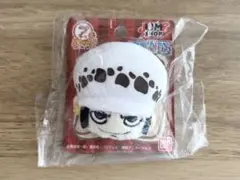 トラファルガーロー　プチっとバッジ　ONE PIECE JUMP SHOP