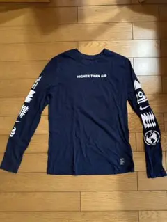NIKE ロンT