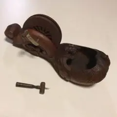 黒檀壺 萩黒彩線彫壺 | artrip山口