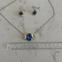 Item thumbnail for item 51e32446-1b14-45e5-82cf-54b882398449