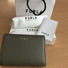 FURLA 二つ折り財布 グレー