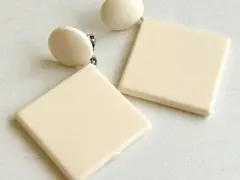 Item thumbnail for item 19a07bda-333a-4328-9ddc-3961c078b141