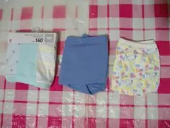UNIQLO　160ｃｍ新品ヒップハンガーショーツ３Ｐ＋２枚