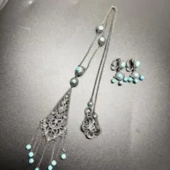 Item thumbnail for item 7f4dc684-98e2-4f1d-82c5-b8e4ee5986d8