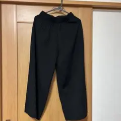 ブラック プリーツ ガウチョパンツ