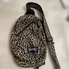スラッシャー　ボディバッグ　ヒョウ柄　レオパード　ショルダーバッグ