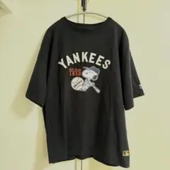 MLB ニューヨークヤンキース スヌーピー Tシャツ Lサイズ