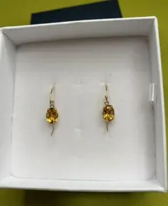 ツツミ シトリンピアス