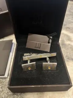 dunhill ダンヒル カフスボタン ネクタイピンセット ケース付き