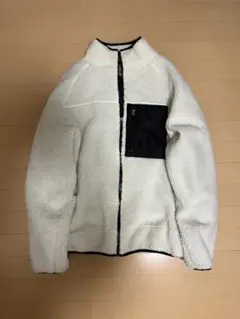 フリースジャケット