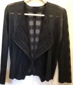 ①PLEATS PLEASE ISSEY MIYAKE