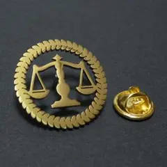 pin-1738　ラペルピン★ピンズ　正義の天秤　裁き　法律　プレート　ゴールド