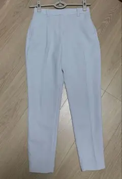 PLST プラステ　タックテーパードパンツ　XXS
