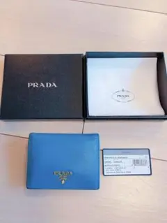 美品 PRADA 二つ折り財布