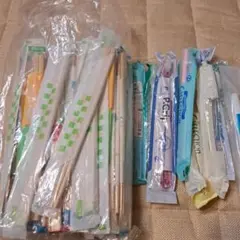 約70本 木製 割り箸 使い捨てと歯ブラシ10本