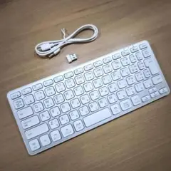 iClever DK02 ワイヤレスキーボード 充電ケーブル