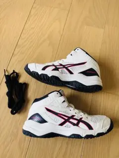 asics ジュニアバスケットボールシュー　DUNKSHOT 20cm