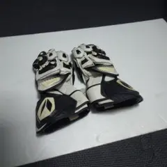 RSタイチ　GP-EVO白黒　レーシンググローブ　Mサイズ