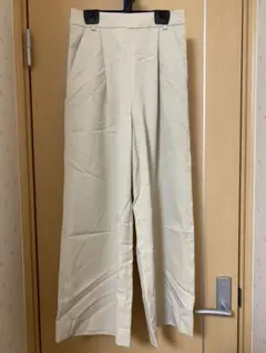 ワイドパンツ