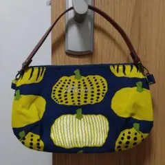 Item thumbnail for item 35557893-eb4b-45bf-9b20-fd6ef9cf3206