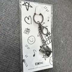 ENHYPEN キーホルダー 黒